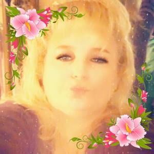 Meet your Posher, Becky